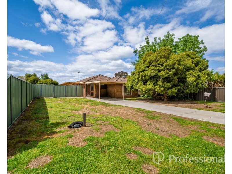 26 Epsom Road, Chiltern VIC 3683