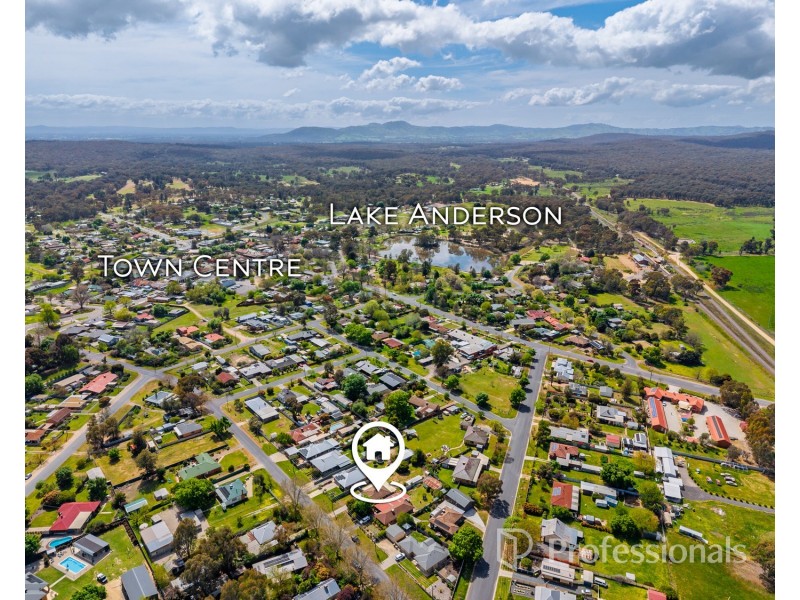 26 Epsom Road, Chiltern VIC 3683