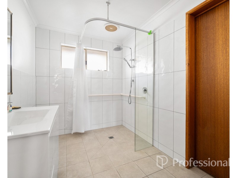 26 Epsom Road, Chiltern VIC 3683