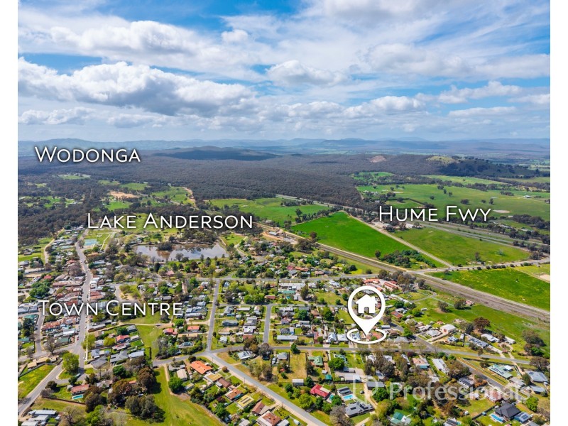 26 Epsom Road, Chiltern VIC 3683