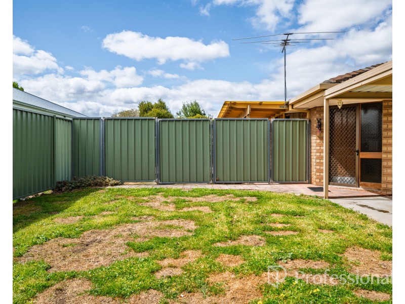 26 Epsom Road, Chiltern VIC 3683