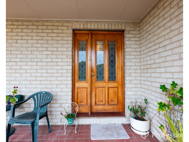 13 Innisfree Drive, West Wodonga VIC 3690