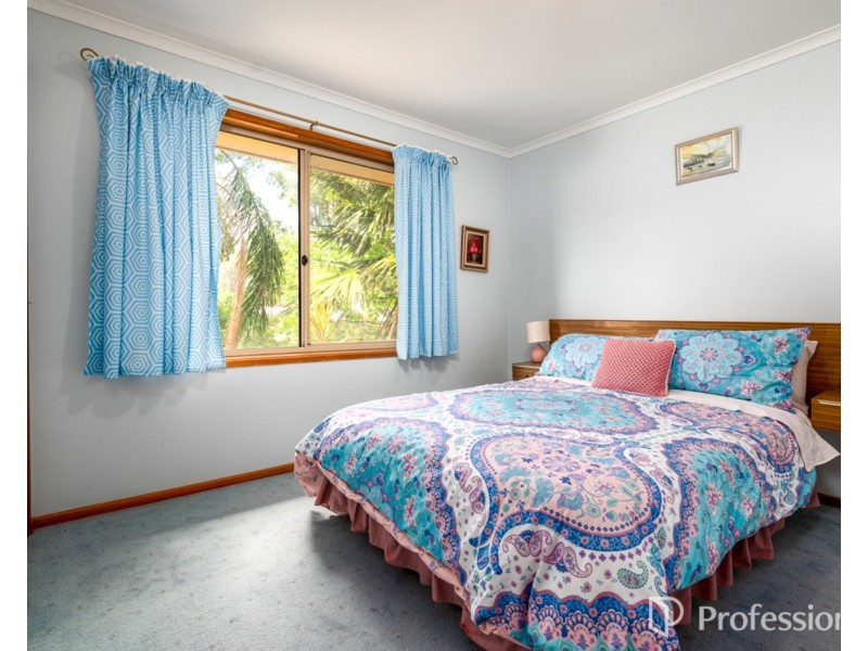 13 Innisfree Drive, West Wodonga VIC 3690