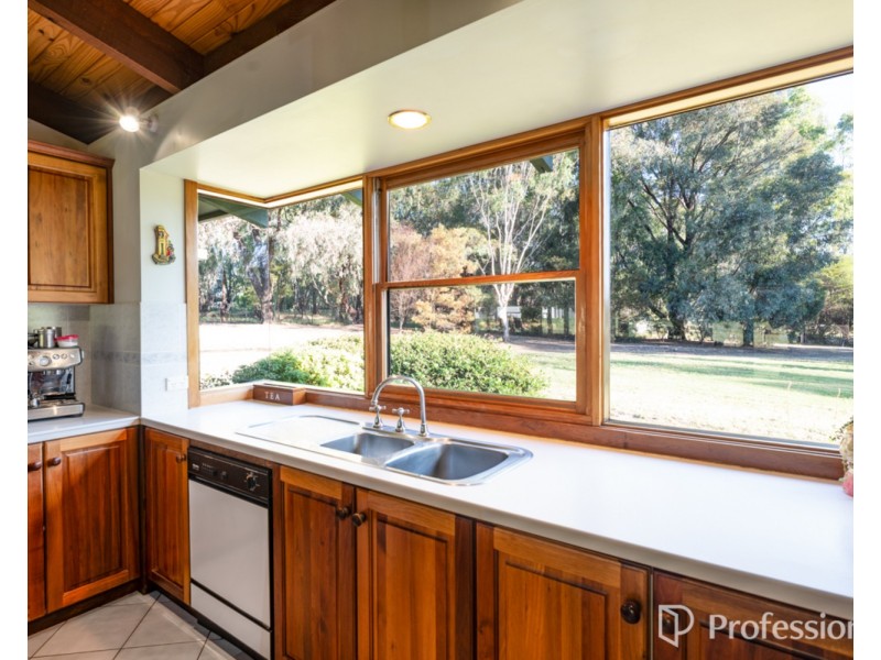 83 Huon Kiewa Road, Tangambalanga VIC 3691