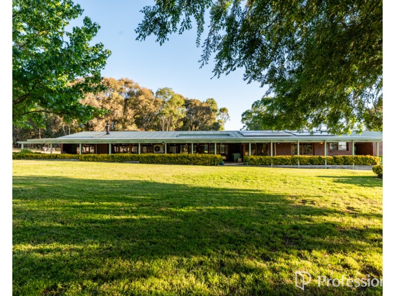 83 Huon Kiewa Road, Tangambalanga VIC 3691