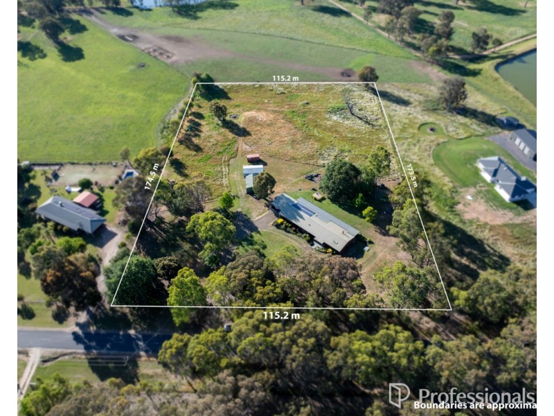 83 Huon Kiewa Road, Tangambalanga VIC 3691