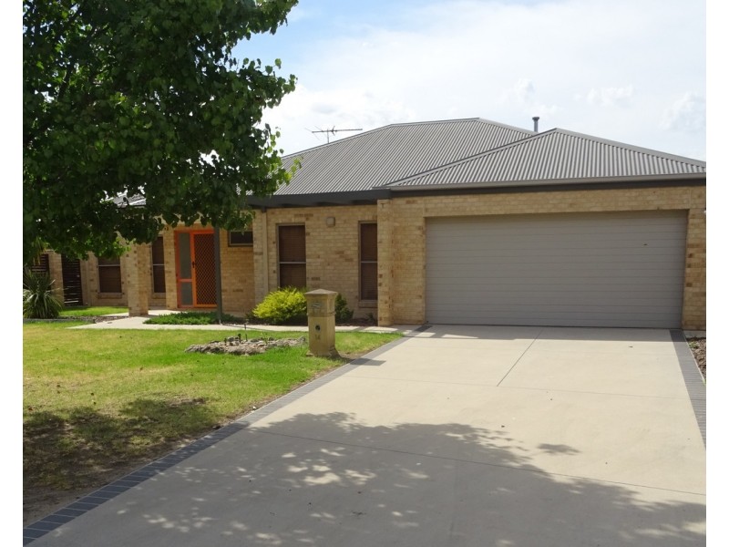 14 Stanger Court, Wodonga VIC 3690