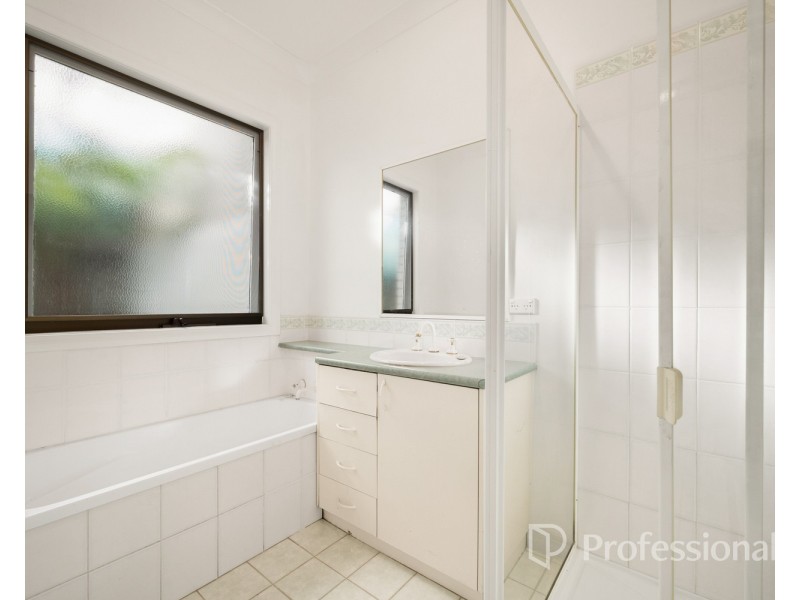 1/320 Lawrence Street, West Wodonga VIC 3690