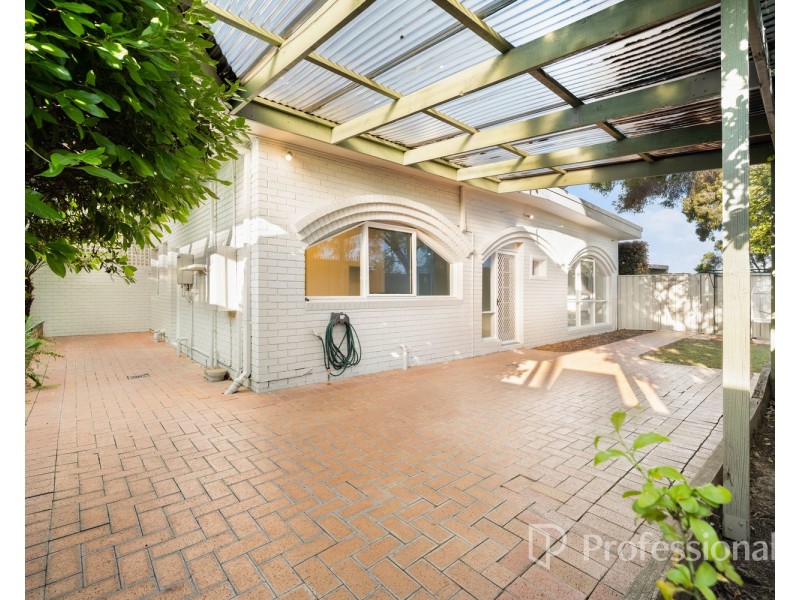 1/320 Lawrence Street, West Wodonga VIC 3690