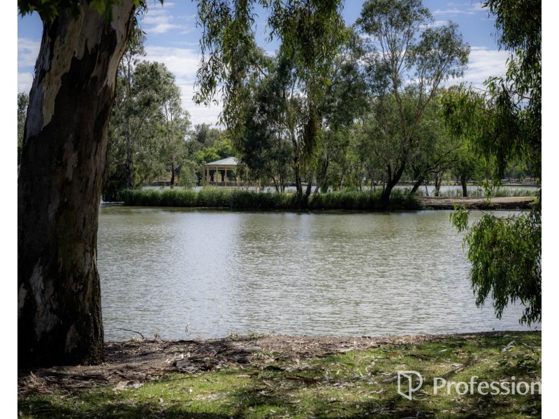 32 Church Street, Wodonga VIC 3690