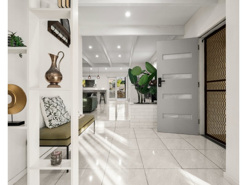 536 Moffat Street, Lavington NSW 2641