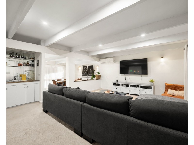 536 Moffat Street, Lavington NSW 2641