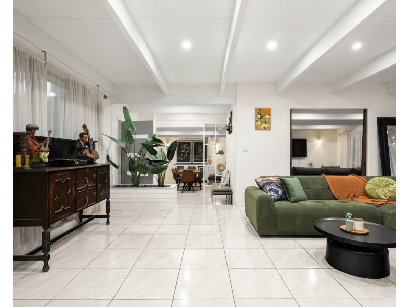 536 Moffat Street, Lavington NSW 2641