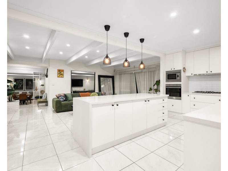 536 Moffat Street, Lavington NSW 2641