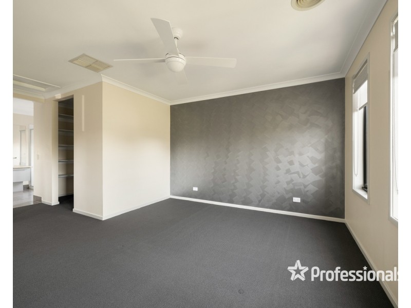 21 Craig Circuit, Leneva VIC 3691