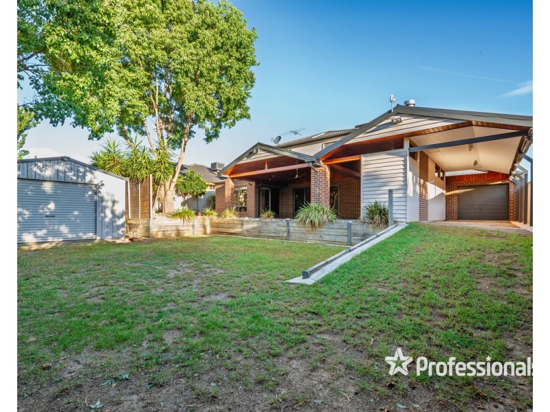 21 Craig Circuit, Leneva VIC 3691