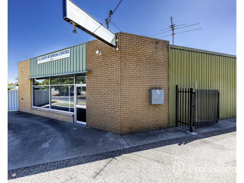 1 Alemein Court, North Albury NSW 2640