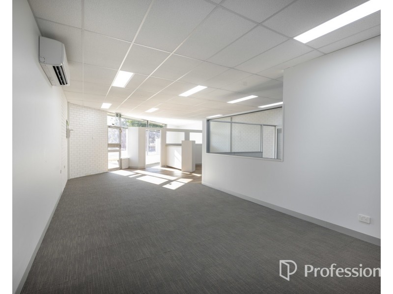 1 Alemein Court, North Albury NSW 2640