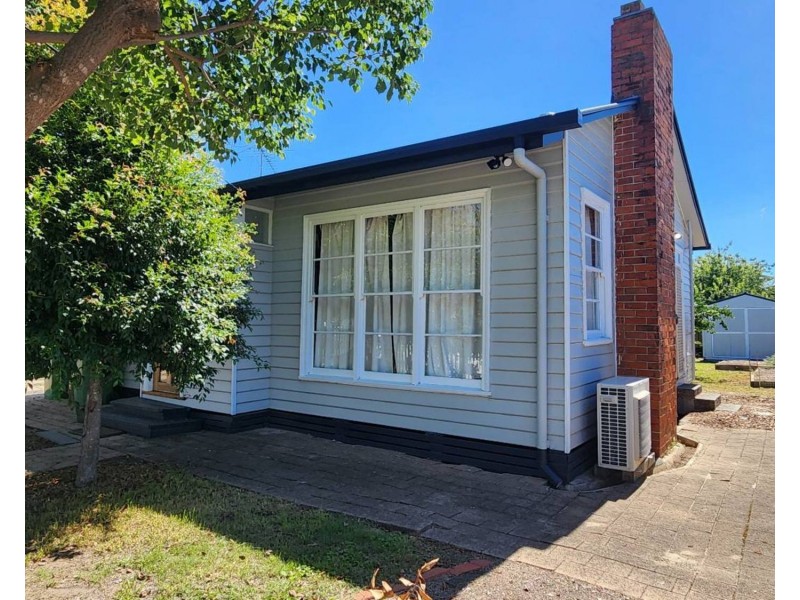 16  Mark Street, Wodonga VIC 3690