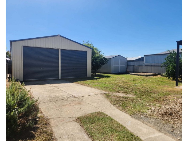 16  Mark Street, Wodonga VIC 3690