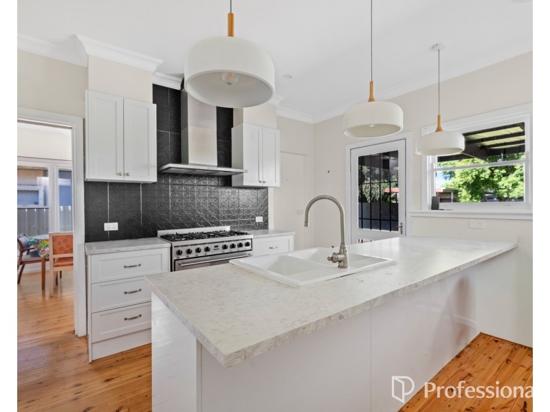 15 Woodland Street, Wodonga VIC 3690