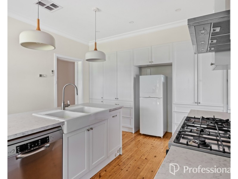 15 Woodland Street, Wodonga VIC 3690