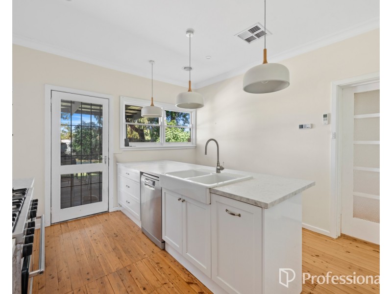 15 Woodland Street, Wodonga VIC 3690