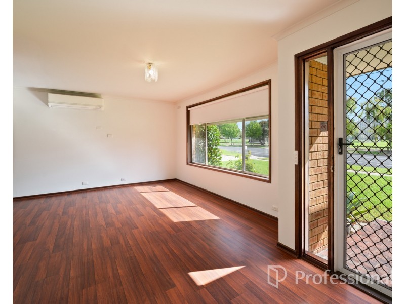 20 Serpentine Avenue, West Wodonga VIC 3690