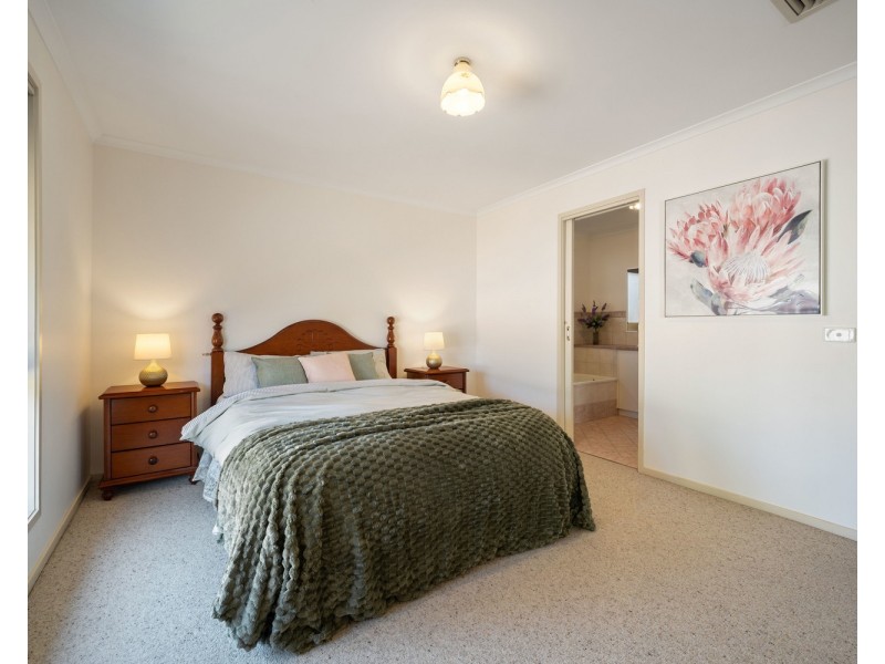 6 Draw Court, Wodonga VIC 3690