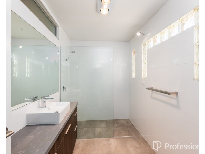 2/76 Charles Street, Wodonga VIC 3690