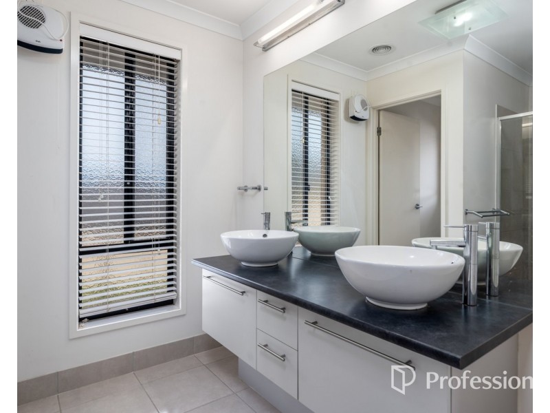 3 Newland, Wodonga VIC 3690