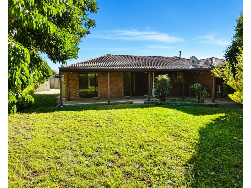 6 David Place, West Wodonga VIC 3690