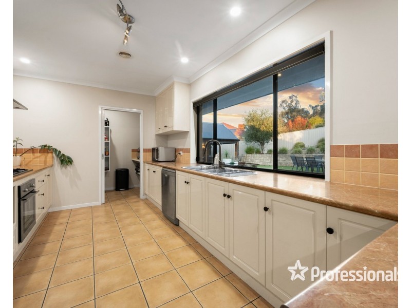 2  Madden Place, West Wodonga VIC 3690