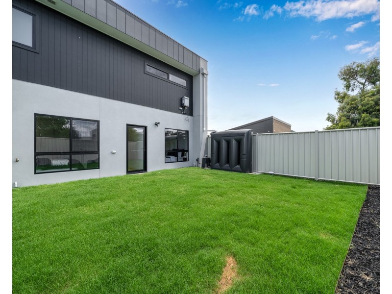 Units 7 & 8 /6 Marine Avenue, Yarrawonga VIC 3730