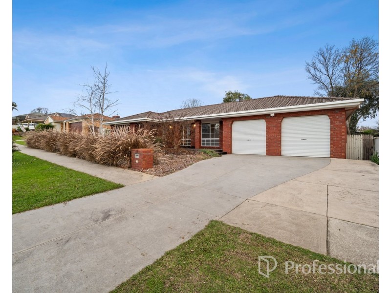 11 Kingfisher Drive, West Wodonga VIC 3690