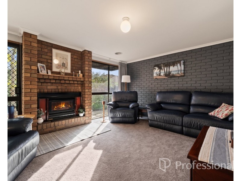 18 Cook Place, West Wodonga VIC 3690
