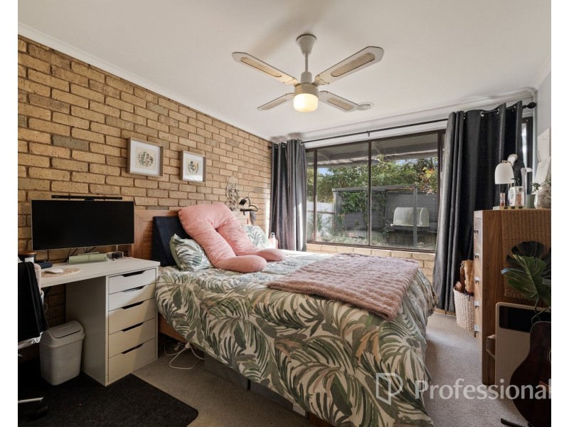 18 Cook Place, West Wodonga VIC 3690