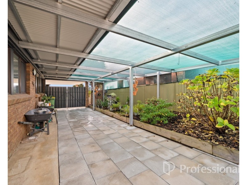 18 Cook Place, West Wodonga VIC 3690