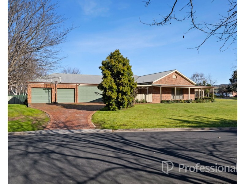 4 Glen Avon Terrace, Wodonga VIC 3690