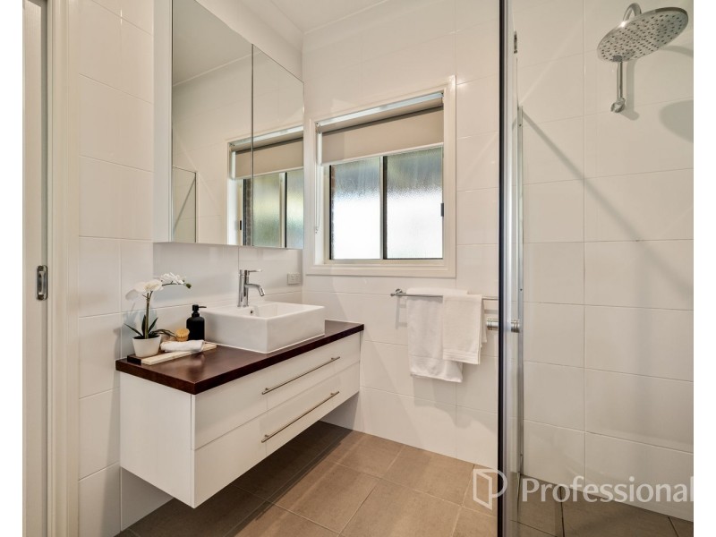 4 Glen Avon Terrace, Wodonga VIC 3690