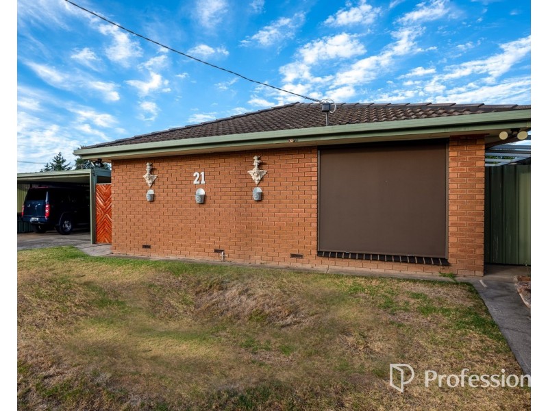 21 Pitmedden Drive, West Wodonga VIC 3690