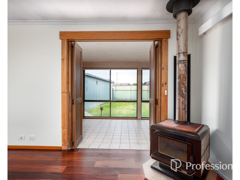 21 Pitmedden Drive, West Wodonga VIC 3690