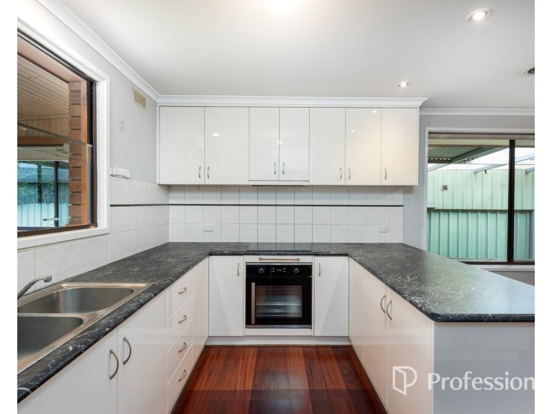 21 Pitmedden Drive, West Wodonga VIC 3690