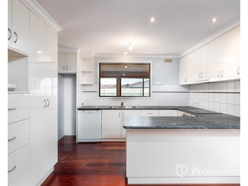 21 Pitmedden Drive, West Wodonga VIC 3690