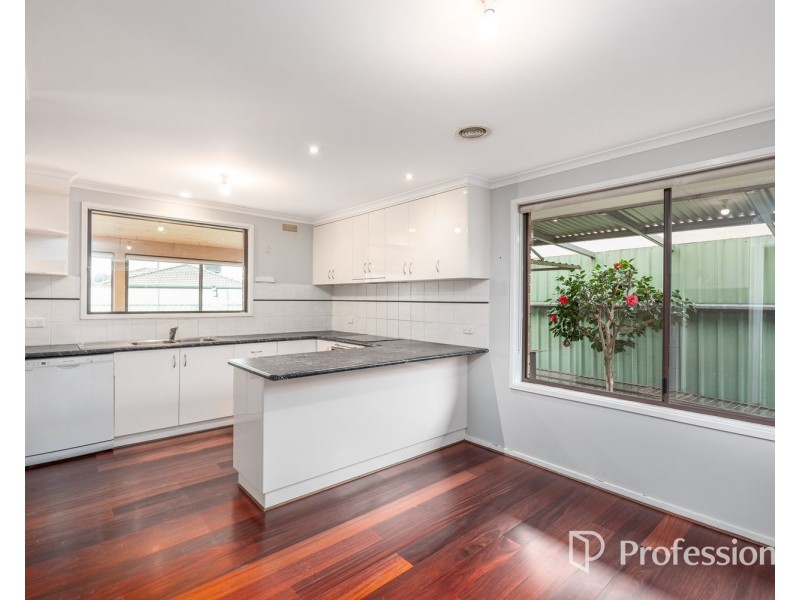 21 Pitmedden Drive, West Wodonga VIC 3690