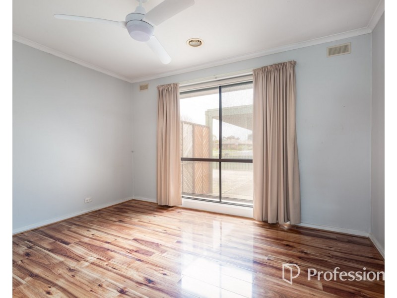 21 Pitmedden Drive, West Wodonga VIC 3690