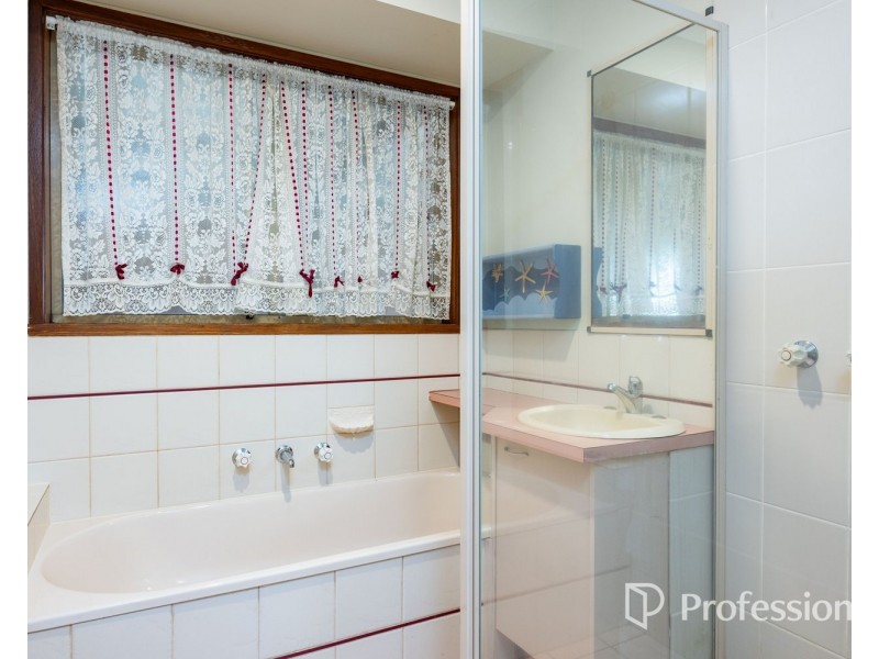 6 David Place, Wodonga VIC 3690