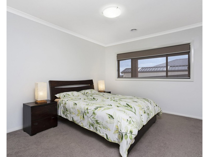 33 Silky Oak Avenue, Wodonga VIC 3690