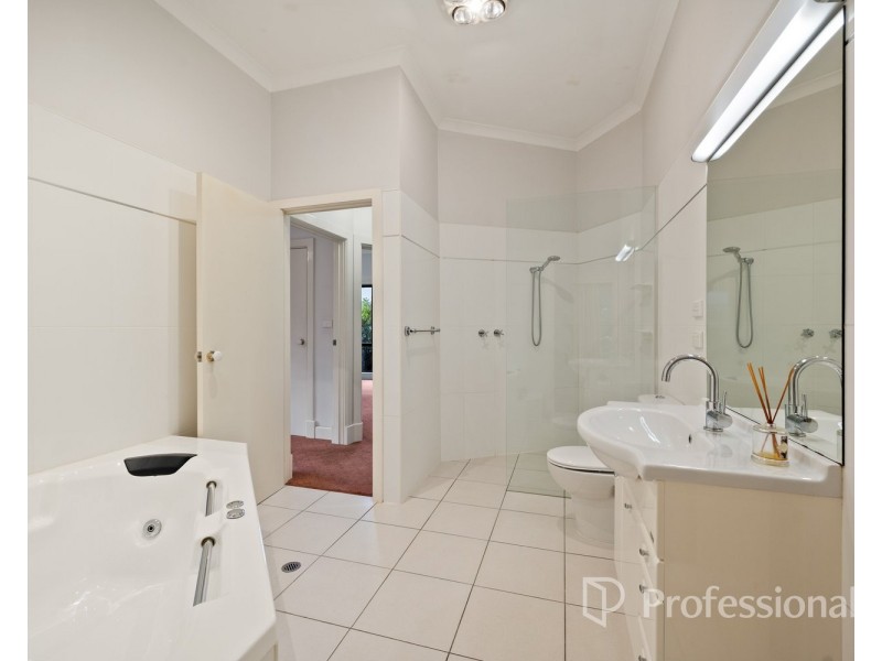 19 Batt Avenue, Wodonga VIC 3690