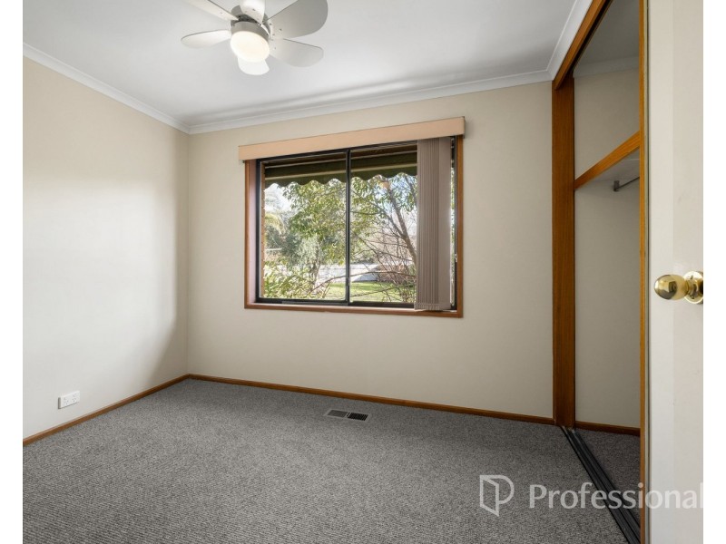 11 Sinnett Court, West Wodonga VIC 3690